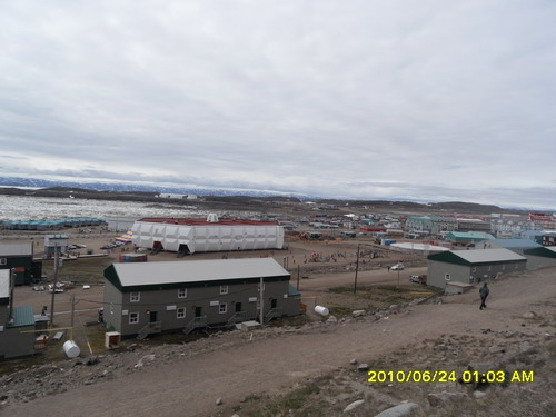 北极小镇 Iqaluit全景，2010年6月24日